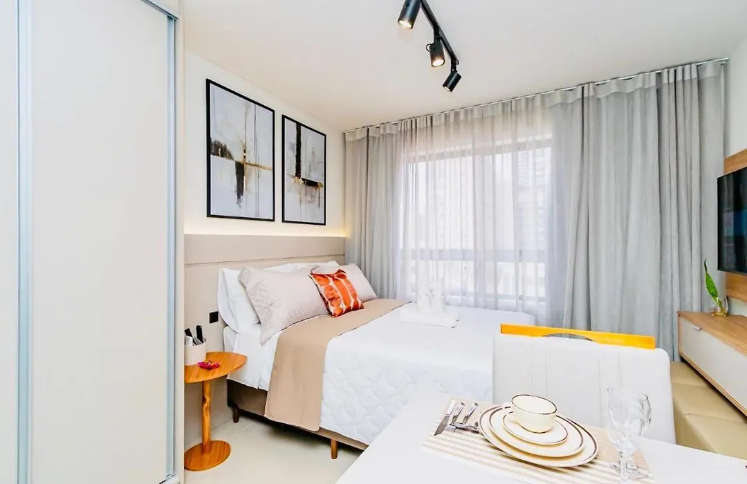 Studio moderno no coração de Curitiba - MUV Residence-1